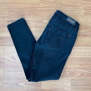 Women’s Levi’s Midrise Capri Stretch Jeans black size 25